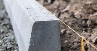 Установка бордюров для тротуарной плитки в Валуйках - цена от 852 руб.