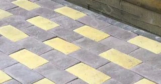 Укладка тротуарной плитки вокруг дома в Валуйках - цены от 852 руб.