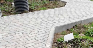 Профессиональная укладка брусчатки в Валуйках в октябре