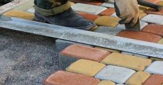 Укладка клинкерной брусчатки в Валуйках: цена от 852 руб. за м2